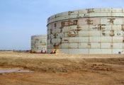 Erection of crude oil storage tank, 50 000 m3, Palouge, Sudan